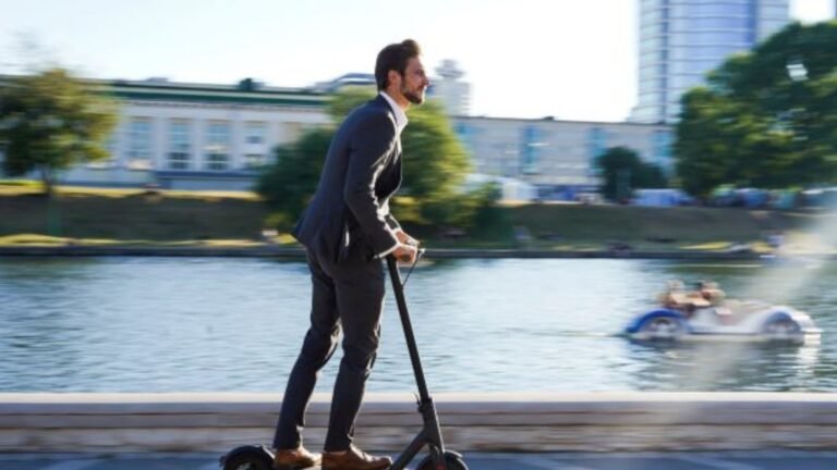 How Electric Scooters Are Changing Commuting